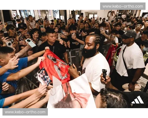 球迷文化的传承与创新：探索体育迷群体对赛事影响力与社会文化的深刻塑造